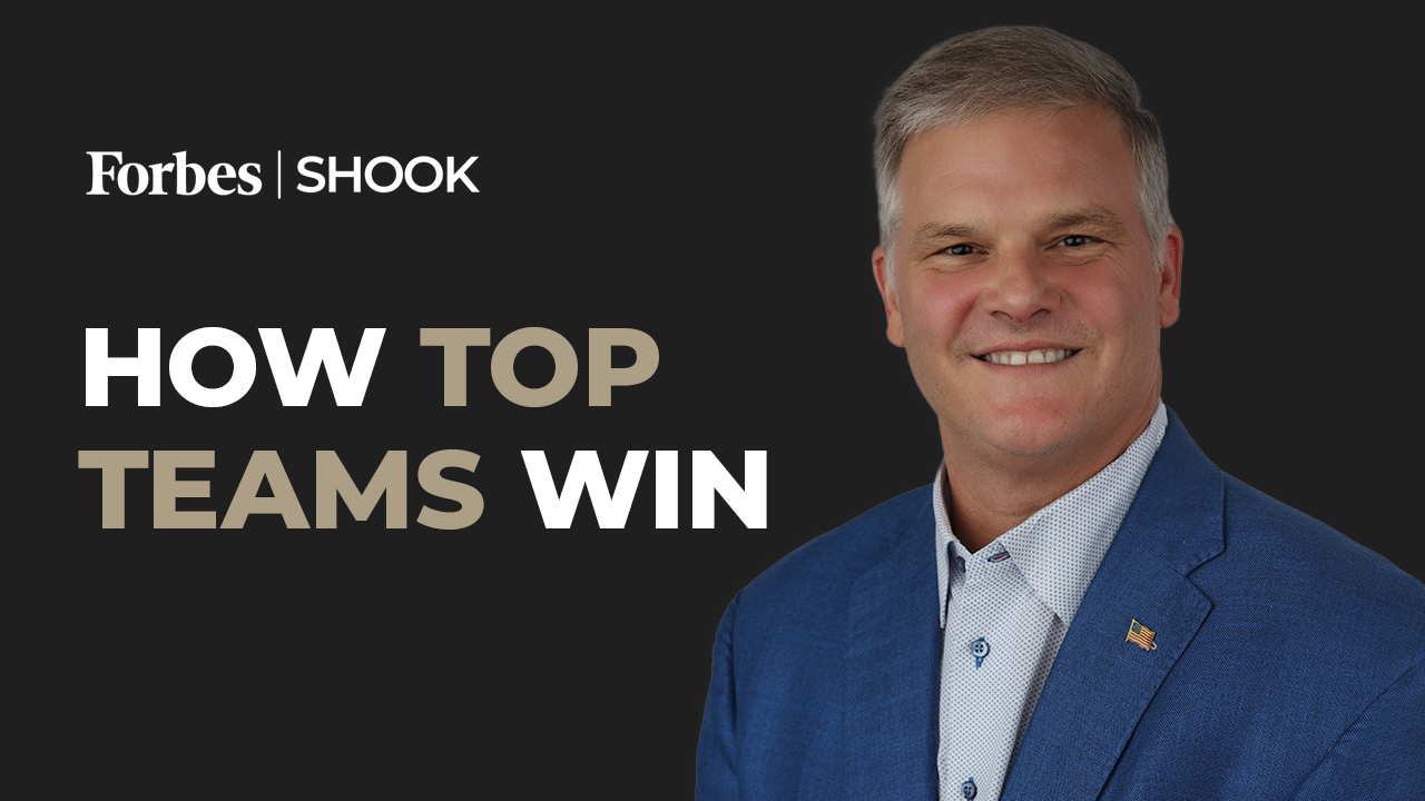 video-thumbnail-2025-chris-cooke-on-stage-at-forbes-shook-top-advisor-summit-graphic